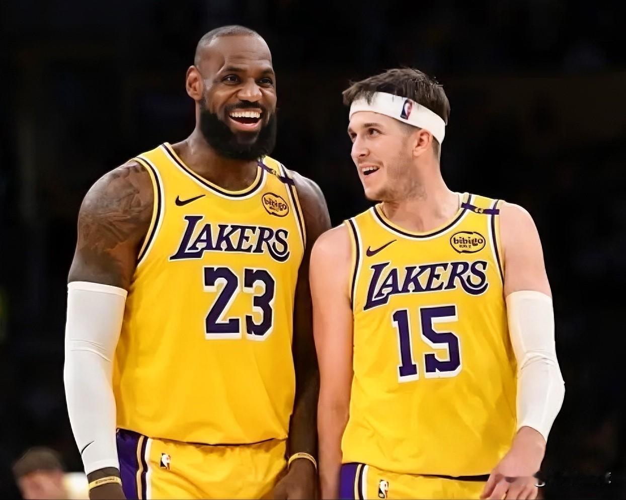 奇才名宿阿里纳斯所言极是啊！
无詹更强是假象，里夫斯只是角色变了。

湖人近期的