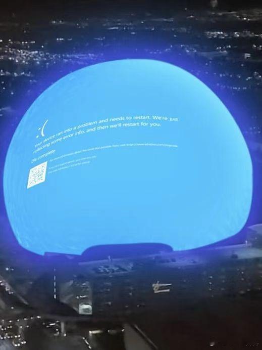 #微软蓝屏# 还好没升级电脑[doge]（图片来自网络，或为PS制作）。 ​​​