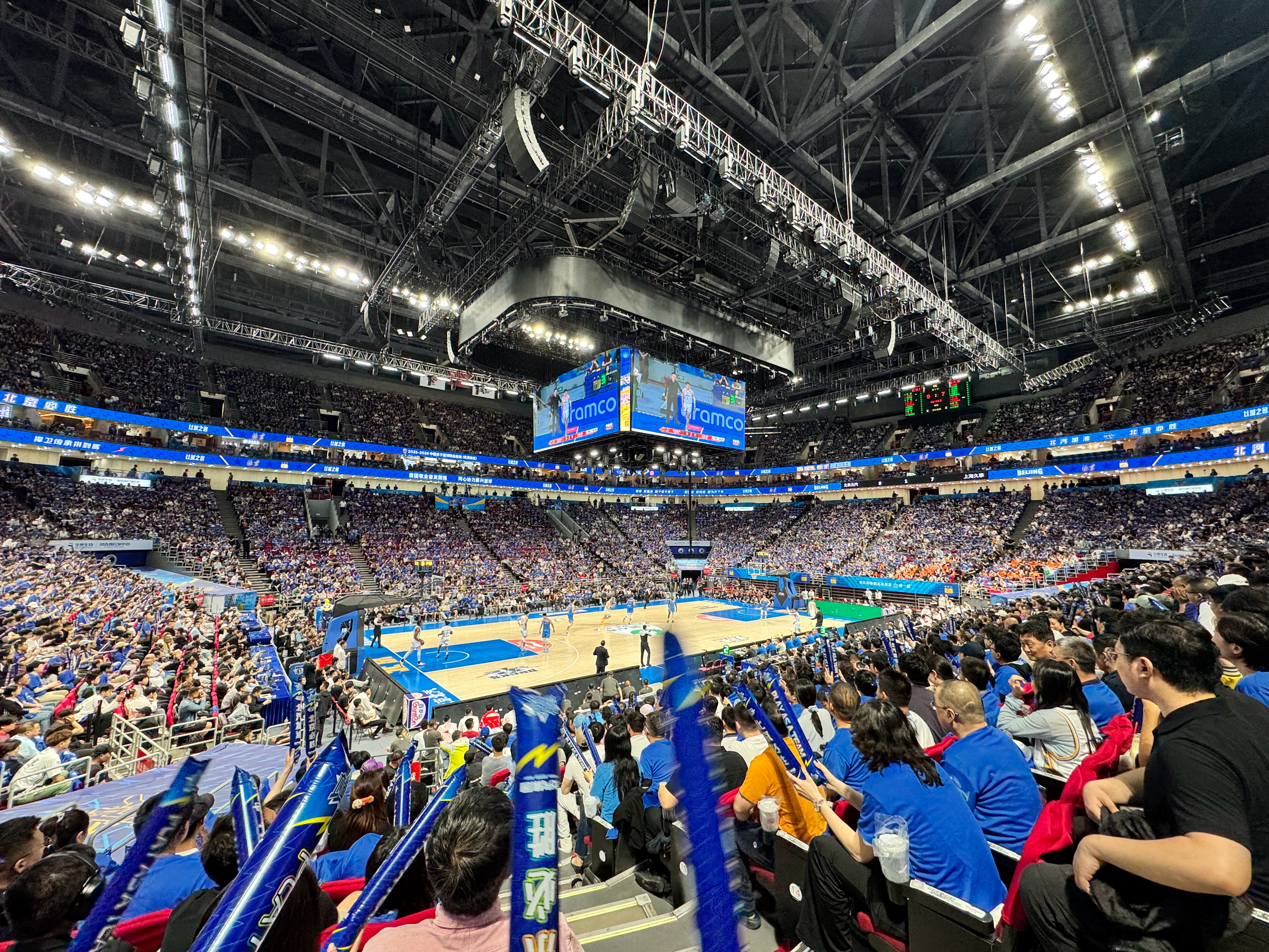 第一次进五棵松看球。 北京·华熙LIVE·五棵松·场馆