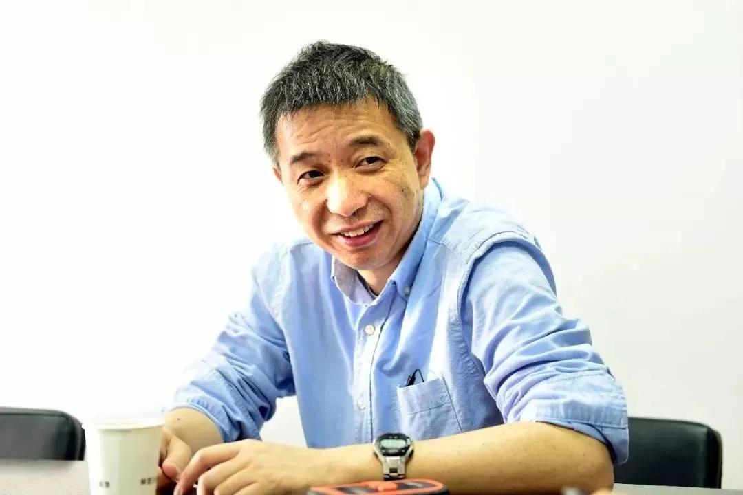 王坚院士最近发表了一段话，值得所有做科技的人停下来沉思一番。
他说的是：科技已经