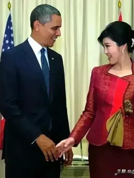 思量一番后，觉得有些尴尬，确定自己就是一个会滥用特权的人。

有几次在排队的时候