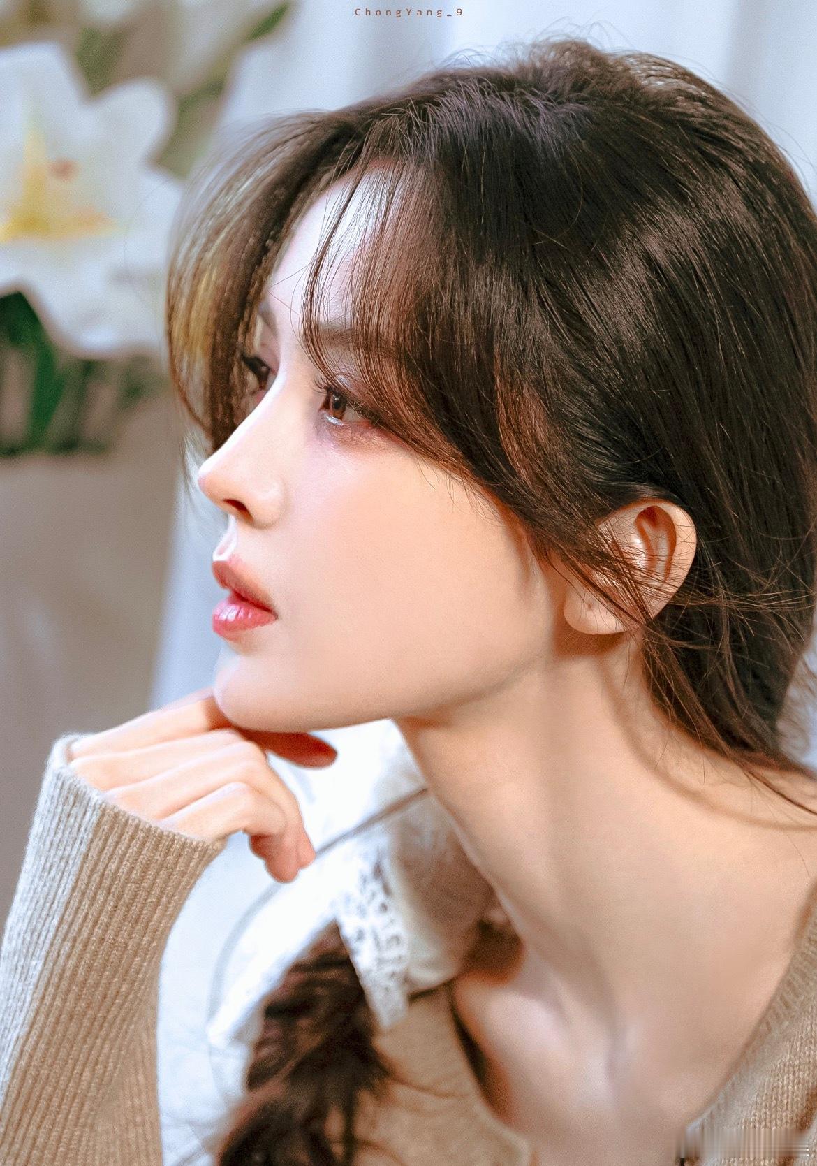 娜扎去当幼儿园老师有一手为什么我就不能是现场粉丝！！！俺也想去追线下！！！俺也想