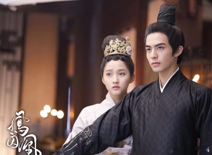 宋威龙女主运 宋威龙能和顶流女主合作，靠的是他的气质适配！古装扮相温润如玉，现代