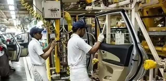 印度10年前大谈印度制造，总理莫迪几乎照抄了东亚崛起时代的政策，为什么不能像中国