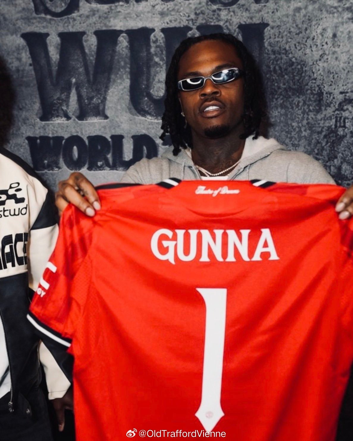 这是谁？曼联球衣 