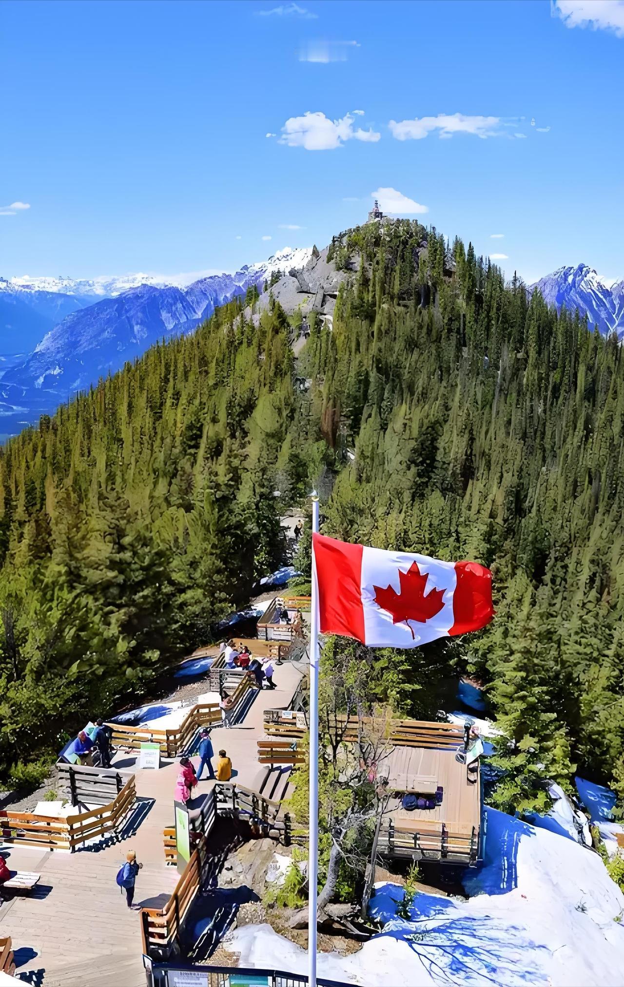 美国想强占格陵兰岛，英国不担心，法国也不担心，其实中俄也不担心，甚至丹麦也不是很