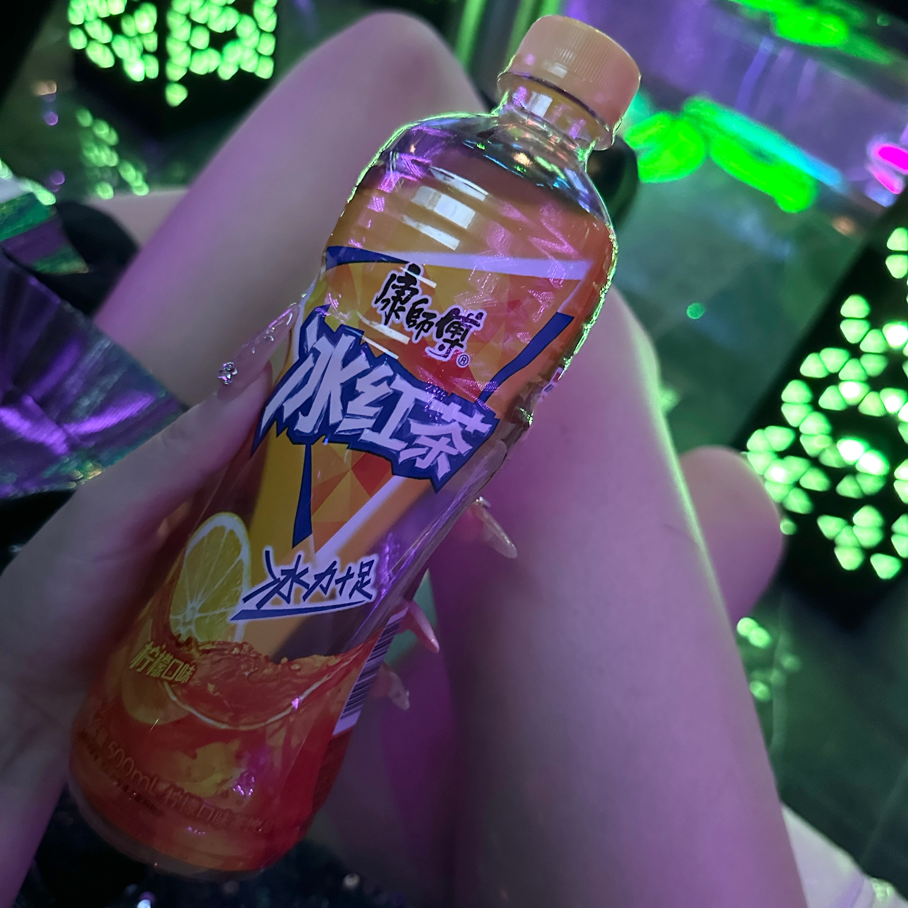 原来小帅的离开 是因为我在ktv 喝这种屌丝饮料 ​​​