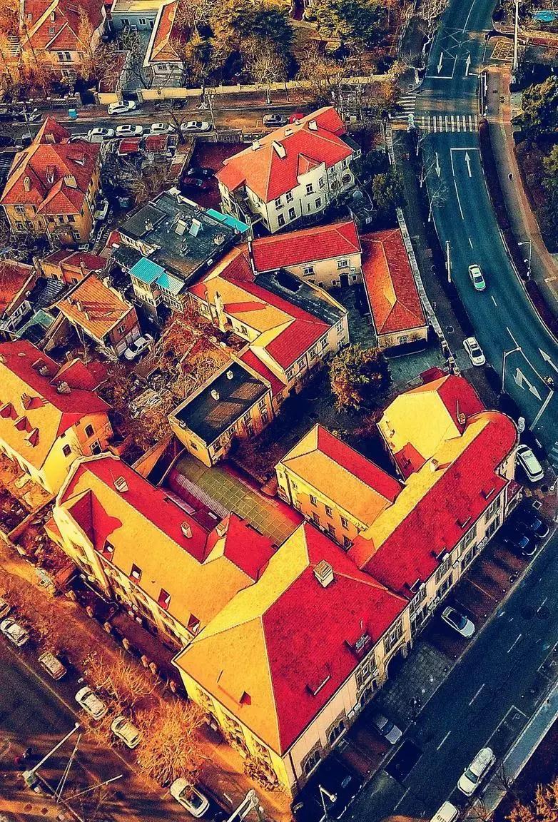 青岛赢麻了！八大关变身海派风情街惊艳全网，山东十六地市网友急呼：快抄作业！

（