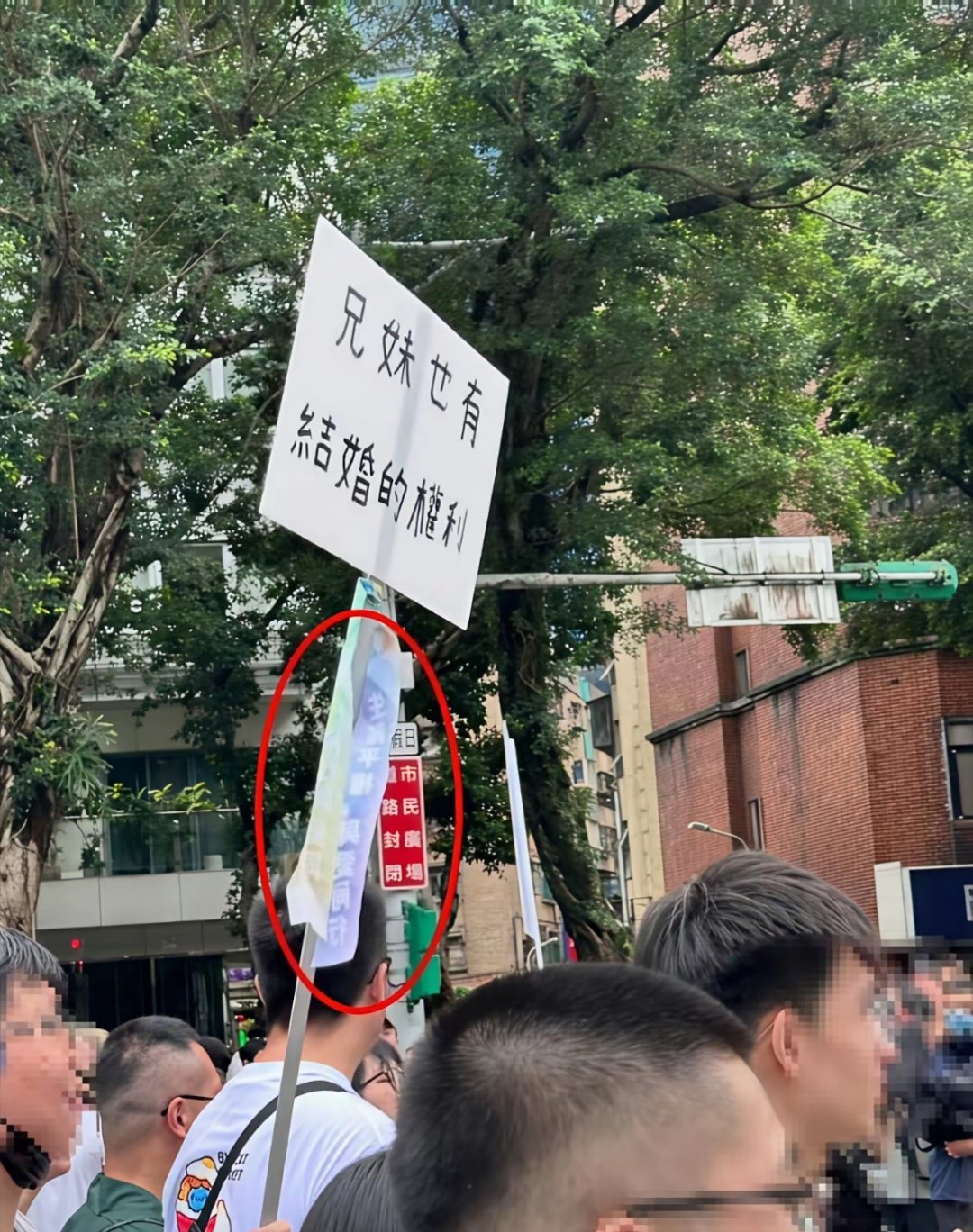 岛上一幕 
