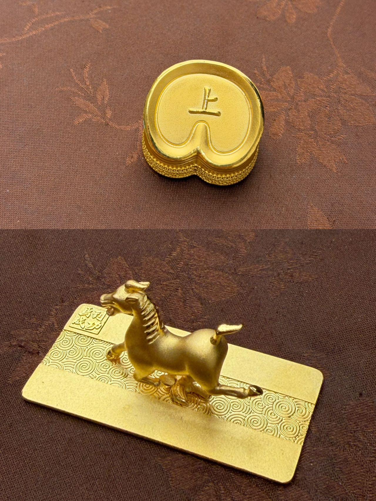 周大生x国家宝藏 2026马年文化金品发布，设计师以千年黄金锻造技艺为笔，以十二