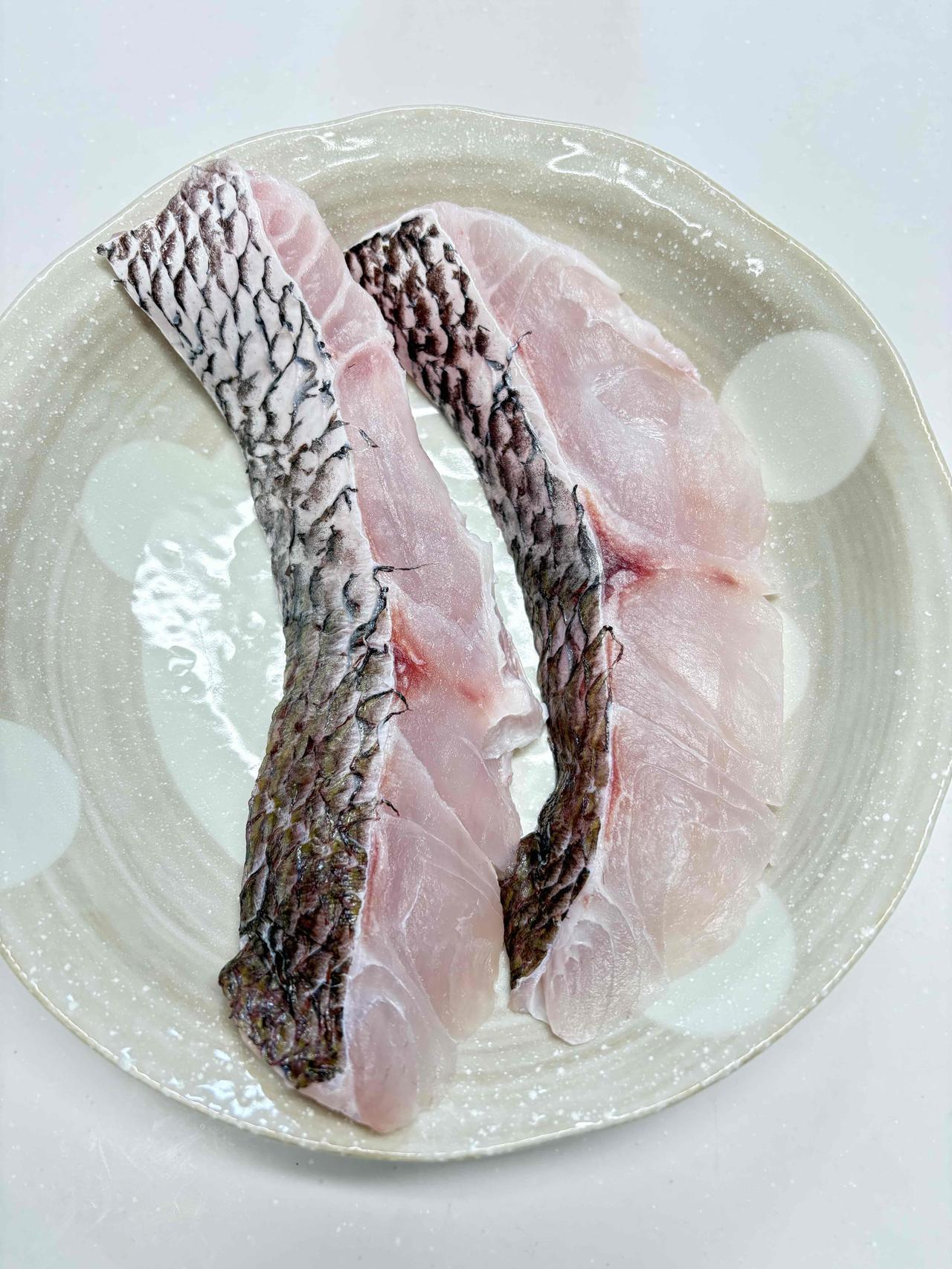 （鯛）挺好的魚，让我给弄成这模样！