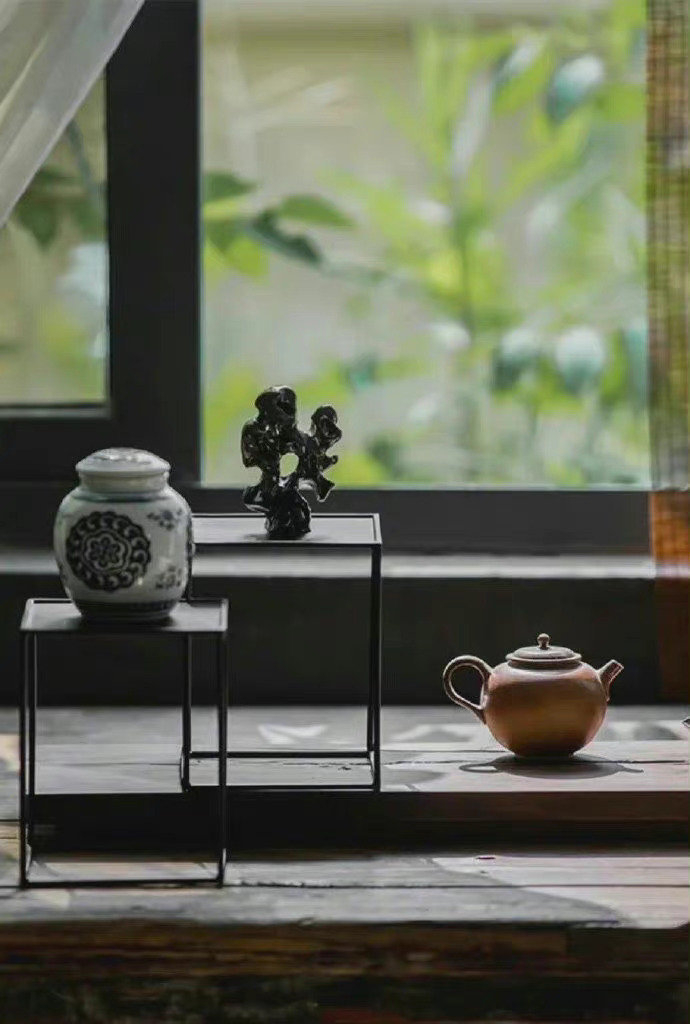 轻财足以聚人，律己足以服人，量宽足以得人，身先足以率人。——曾国藩