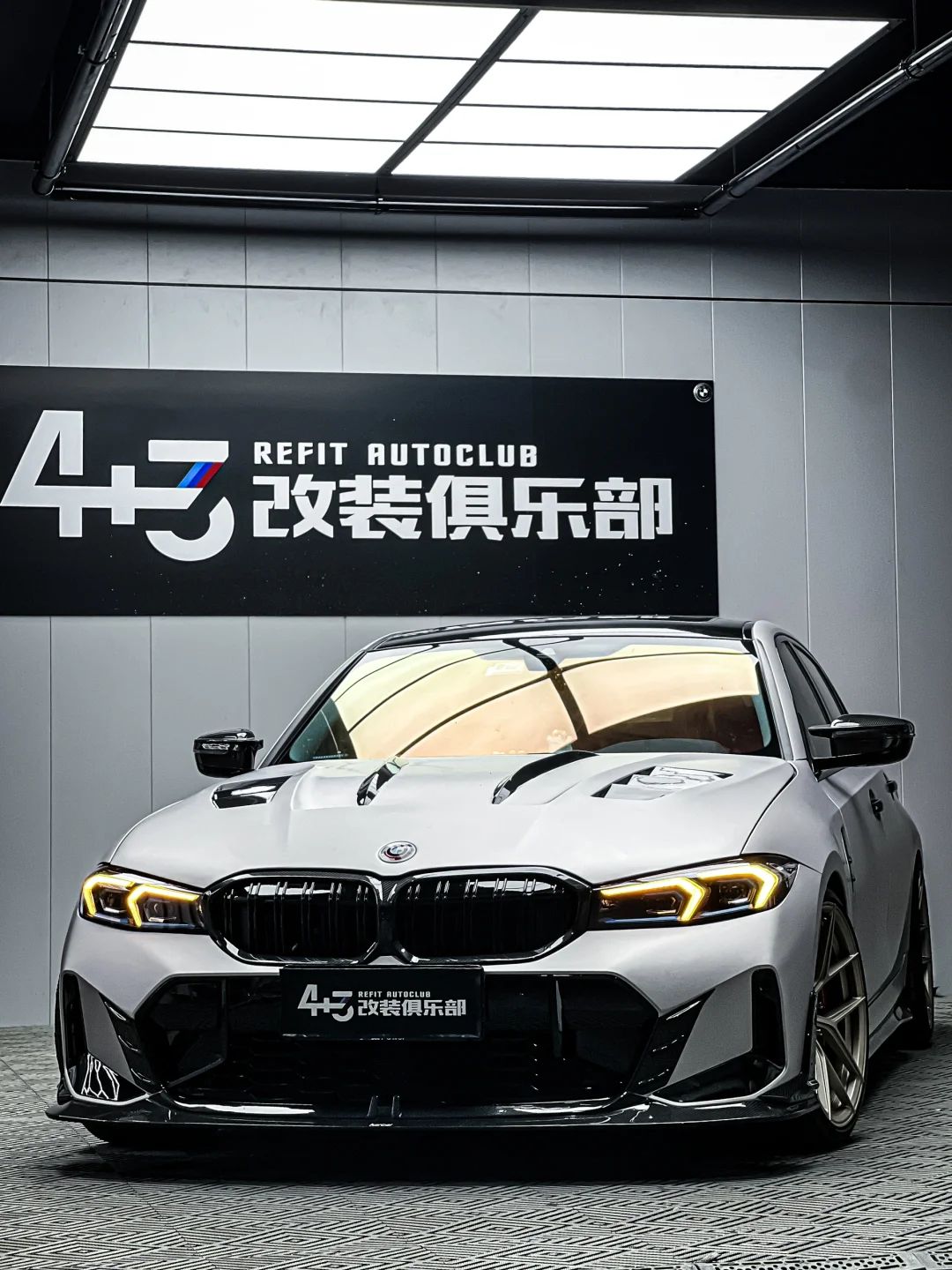 宝马三系银色怎么这么哇塞？