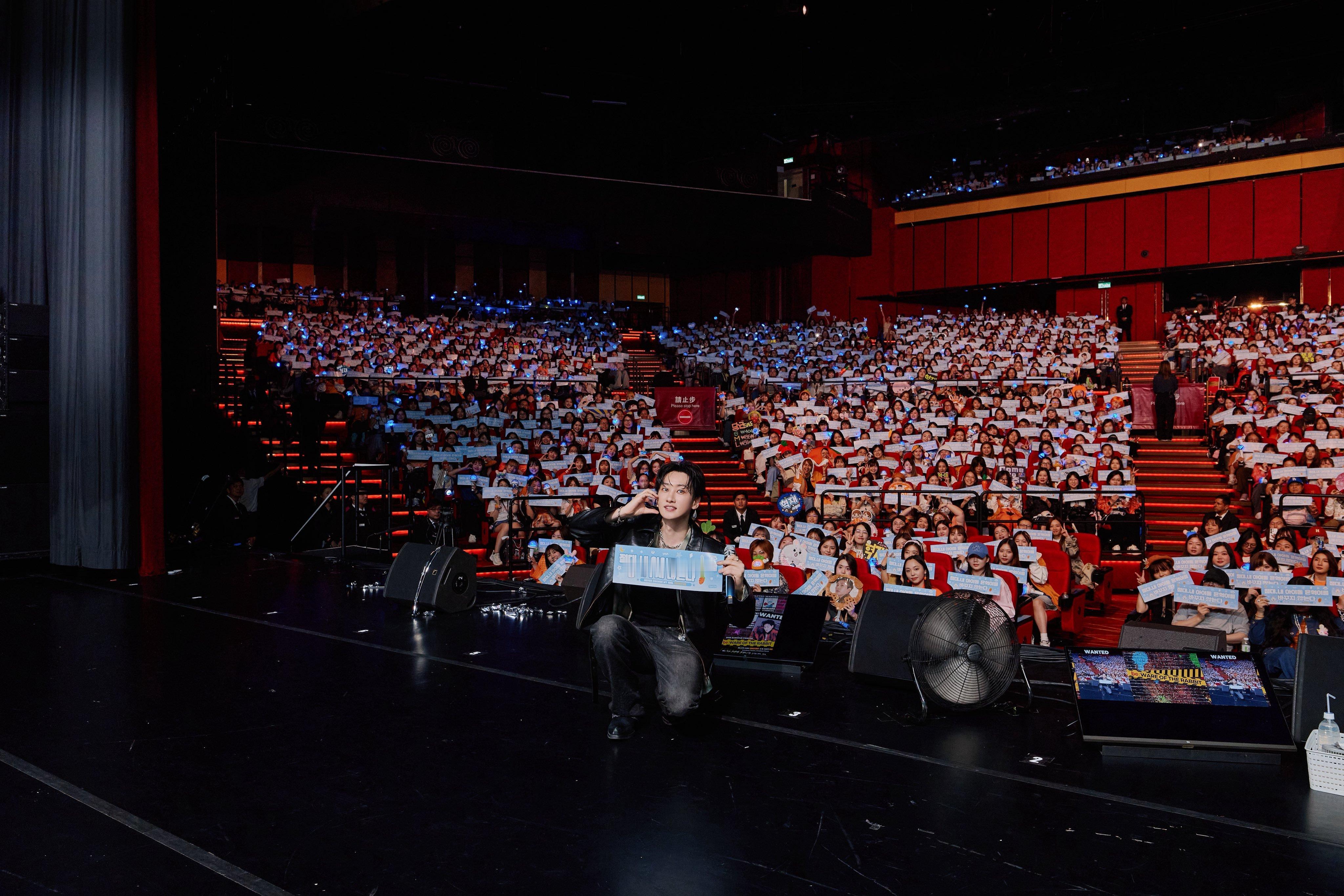 “CB百蓝_。260419 D&E official更新李赫宰 相关：[📸]2