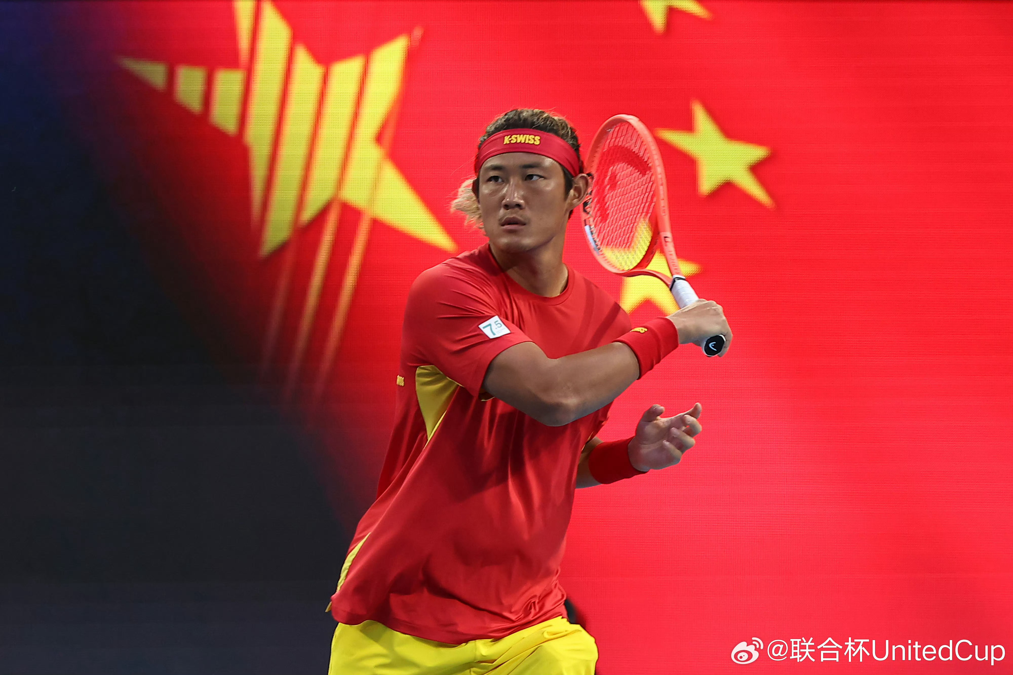 以今天第一盘的发挥，张之臻2025年冲击Top 30的目标，是不是定的有点低？ 