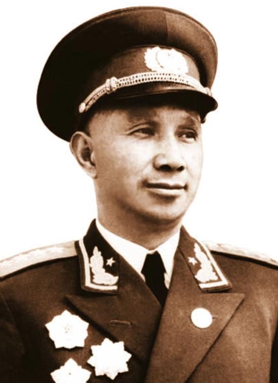 1981年，74岁的粟裕大将，向中央请求“我想回家乡看看”。经过一番讨论，中央拒