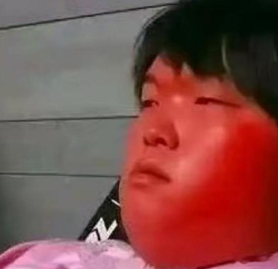 Bin数据也太夸张了，最后一把剑魔theshy来了真不会那么烂吧，我觉得他至少敢