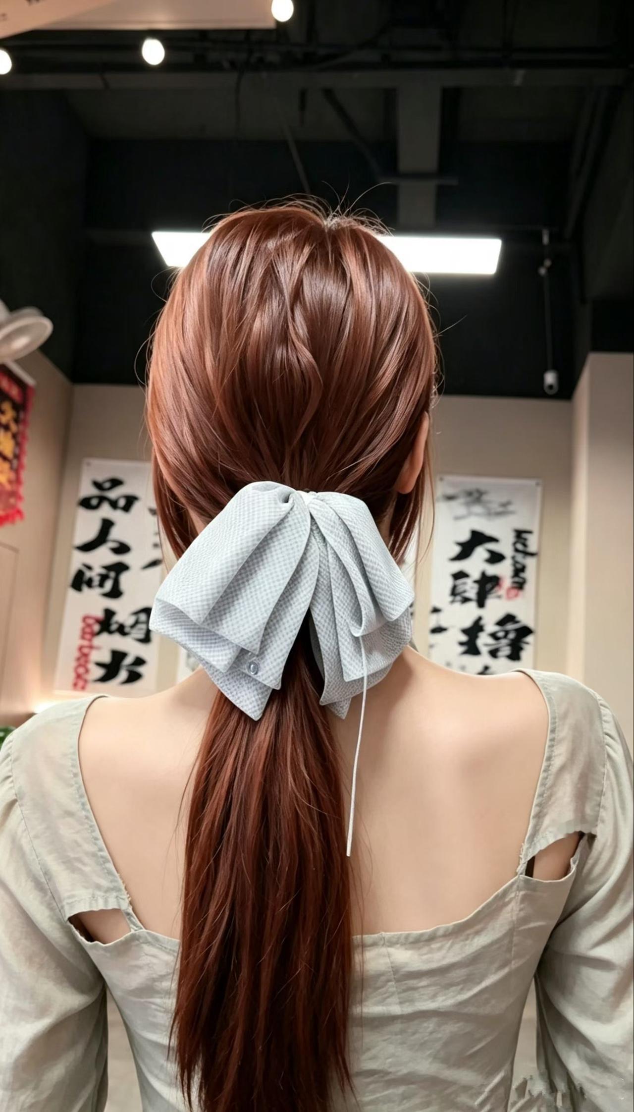 这样的发型好看吗