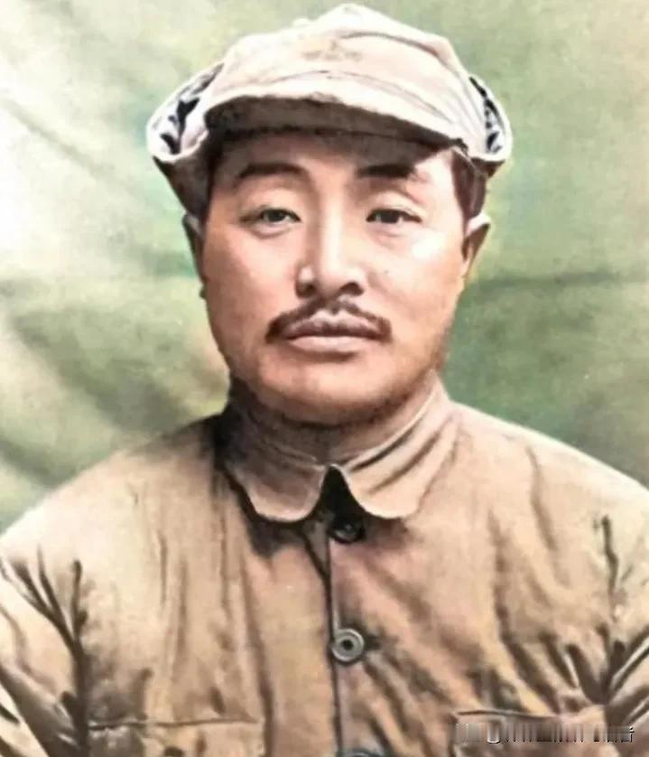 1939年，贺龙欲提拔老部下当旅长，毛主席却反问：那个给八路送过4000大洋的土