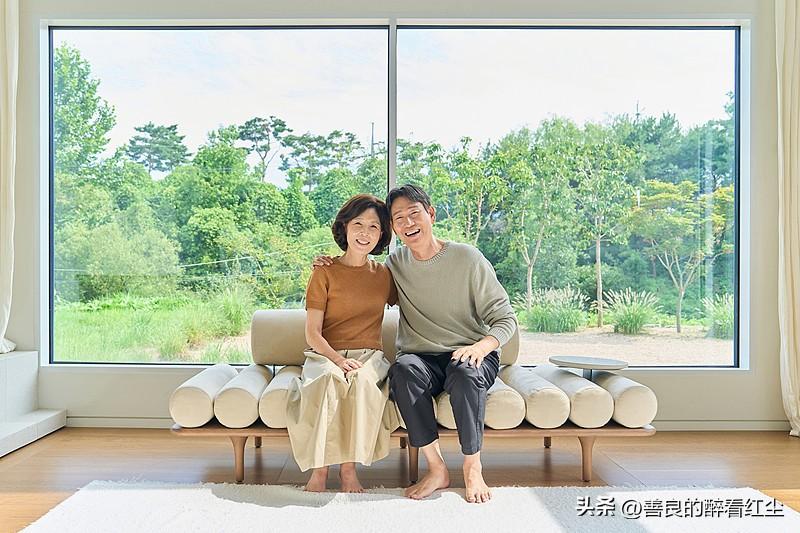分床睡不是冷战而是体谅
“咳咳咳……”我想压抑着不咳出声，怎奈嗓子痒的实在受不了