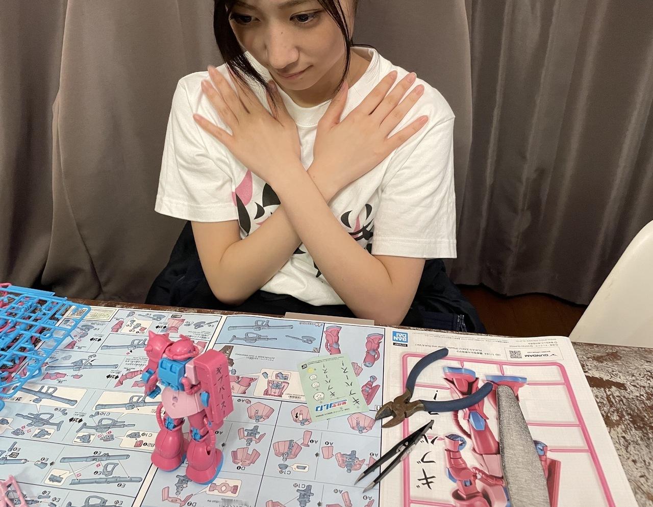 川端晃菜「今年は、小中と9年間一緒だった友達とお別れという事もあり、いつもの春と