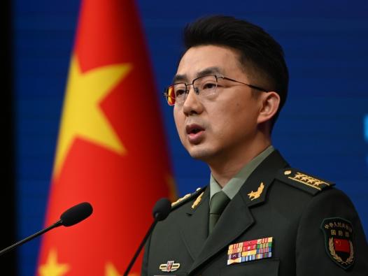 奉劝所有中国人，务必要做好心理准备。
 
央视军事频道反复在提醒。国防部新闻发言
