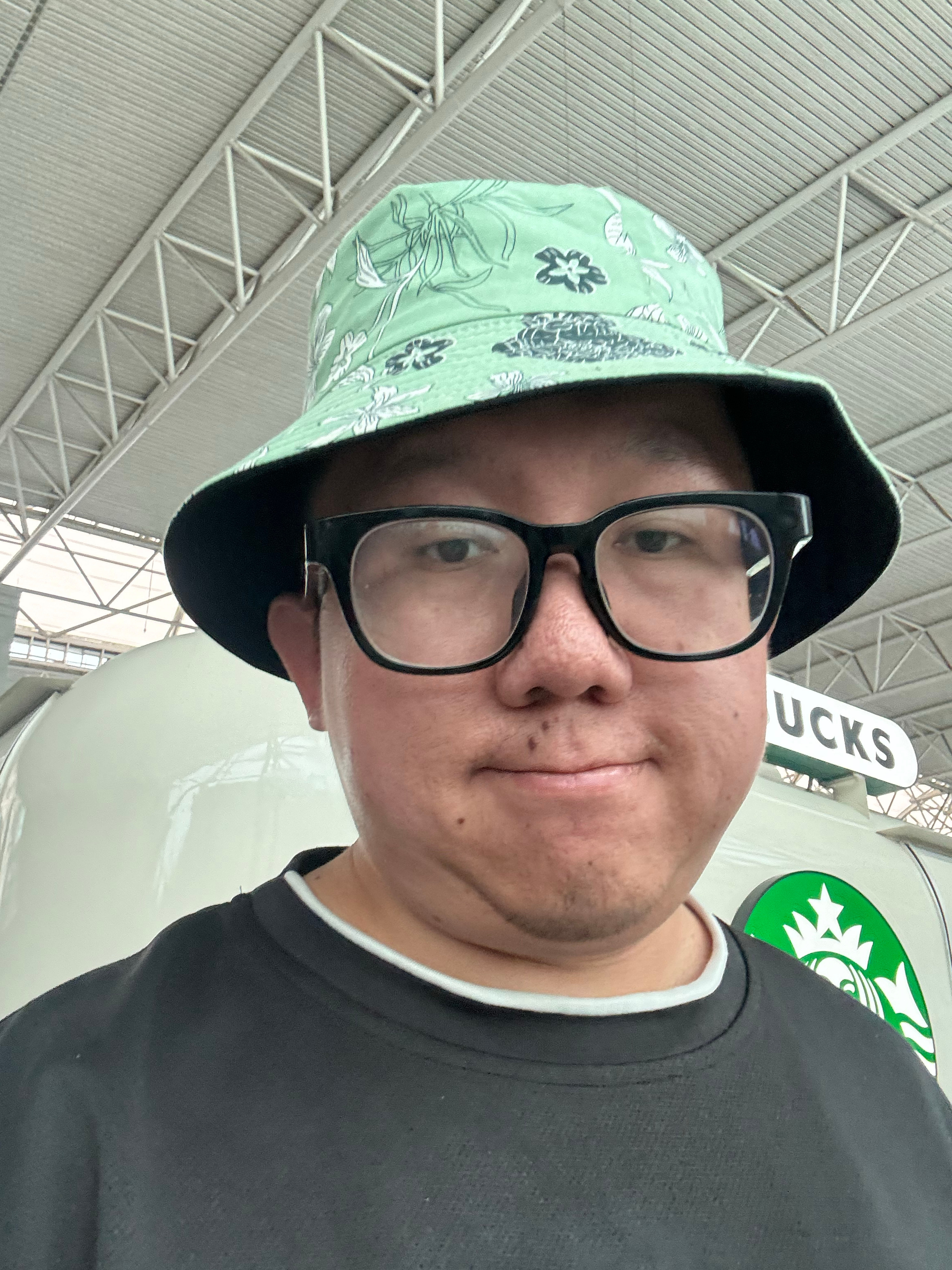 11:45分到白云机场11:47分收到短信提醒13:09分航旅纵横航班取消大v聊