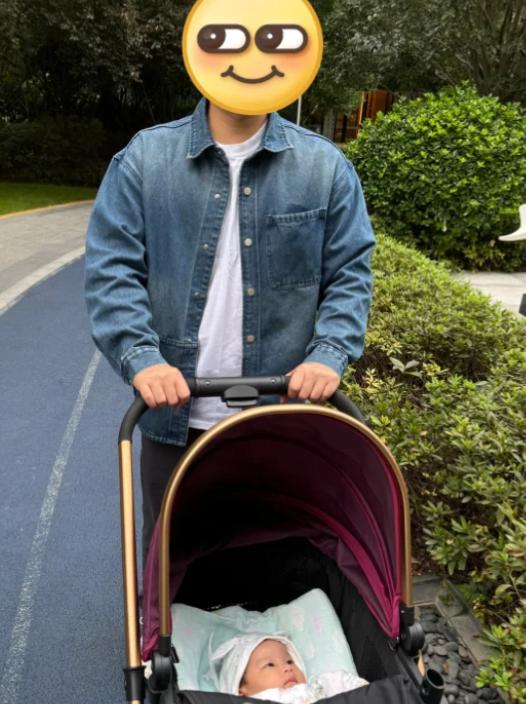 到底是夫妻之间亲，还是兄弟姐妹之间亲？
从小我们就听一句话：“血浓于水。”很多人