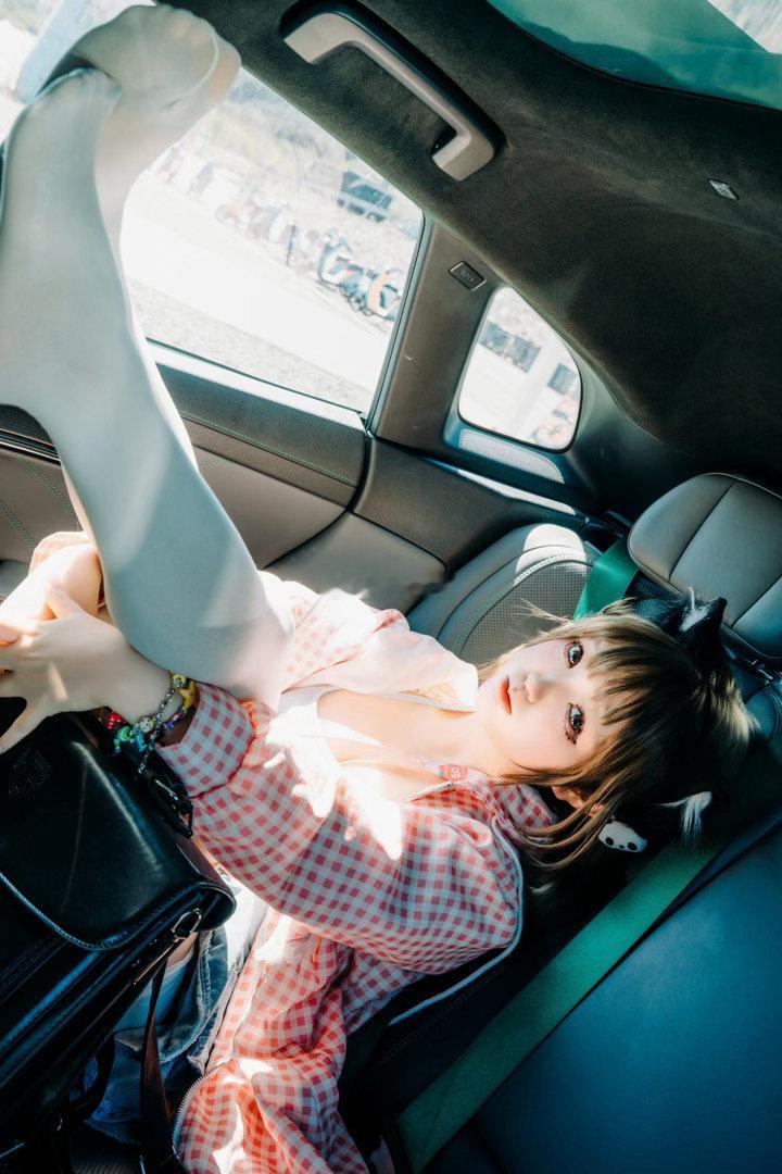 村长 我想做有钱又有颜的小羊😜📷摄影少女写真日系写真神沢永莉