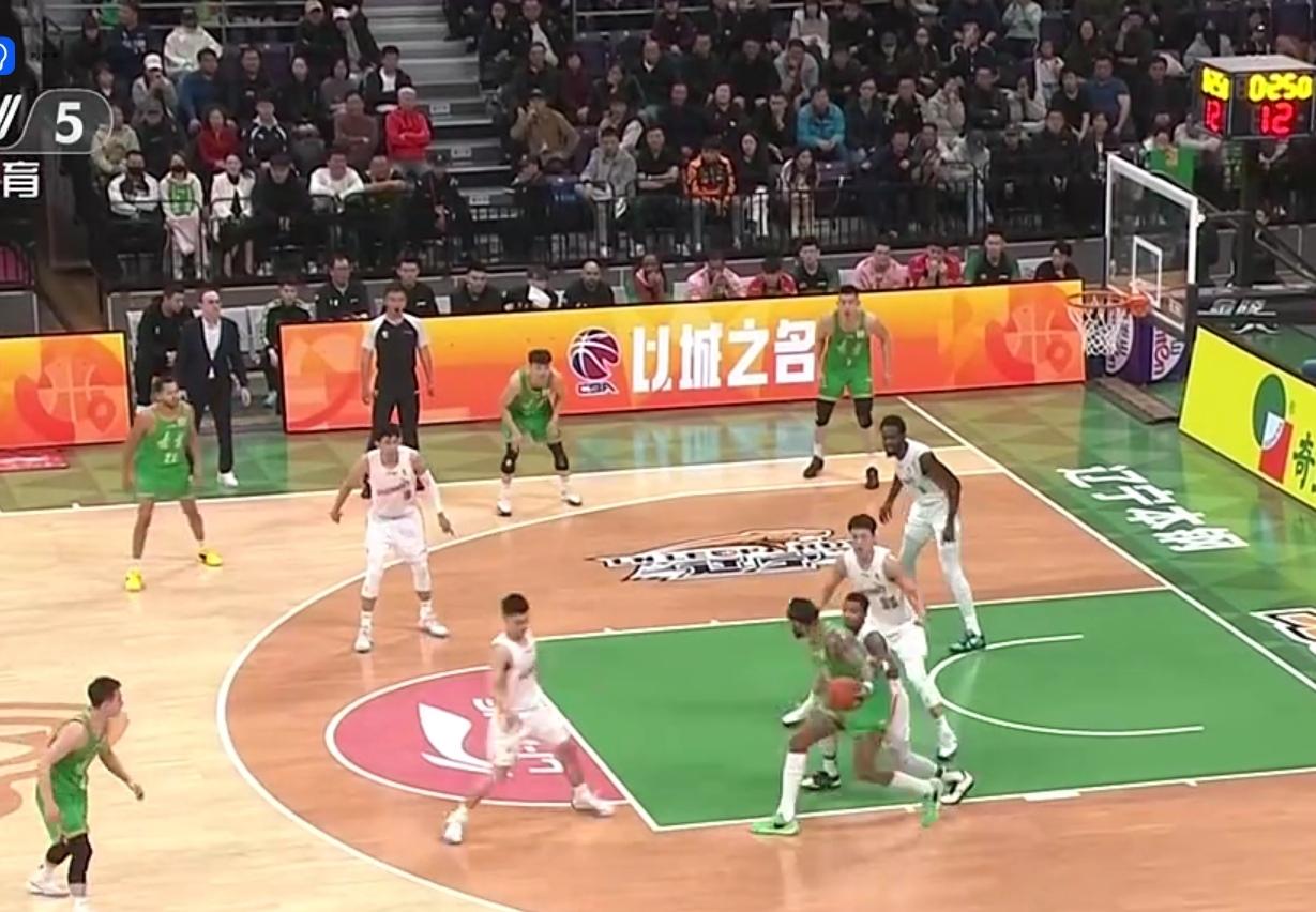 CBA常规赛第36轮：辽宁主场112：103战胜福建晋江文旅
​
​      