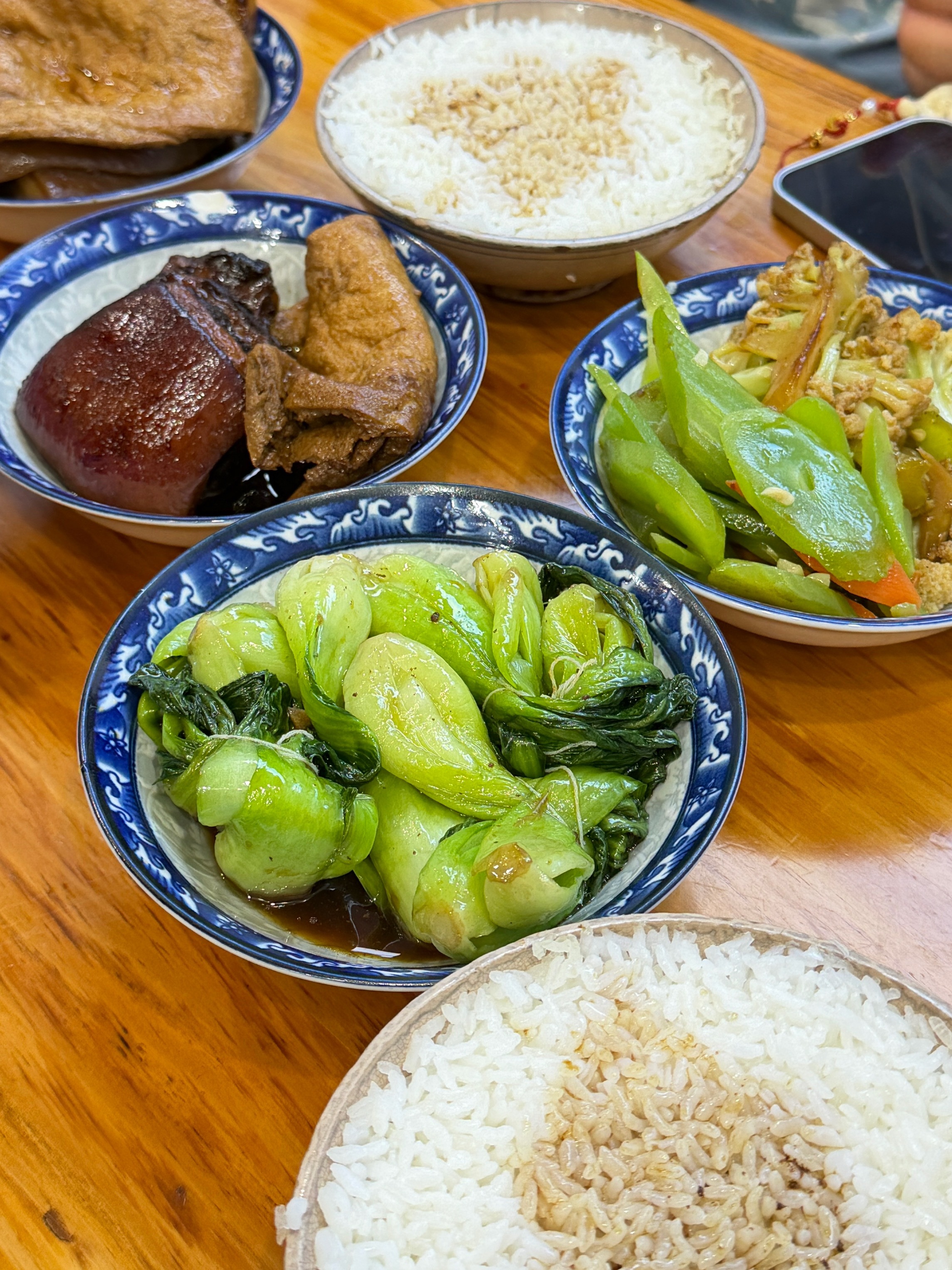 到济南就吃把子肉！ 