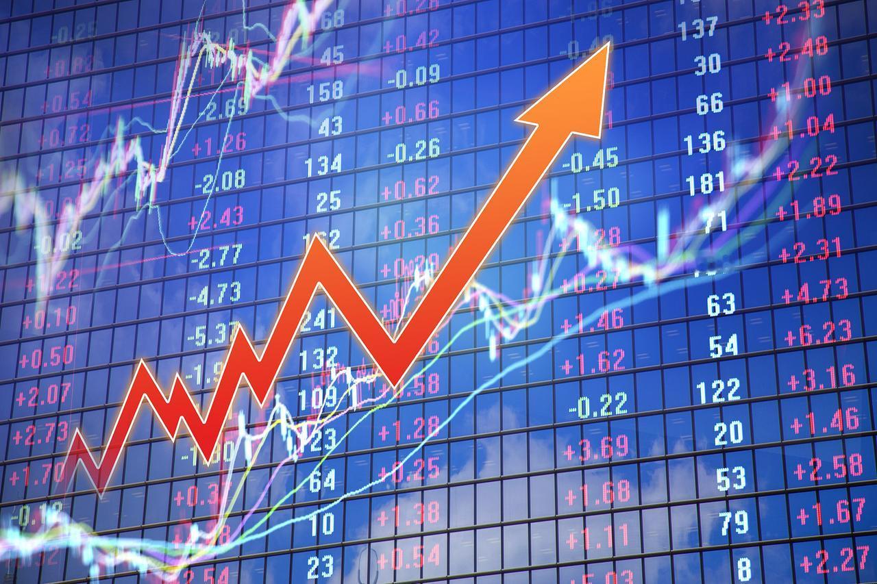 美国封霍尔木兹的“反转逻辑”：从“通胀噩梦”到“石油狂欢”

昨晚美股不仅没跌，