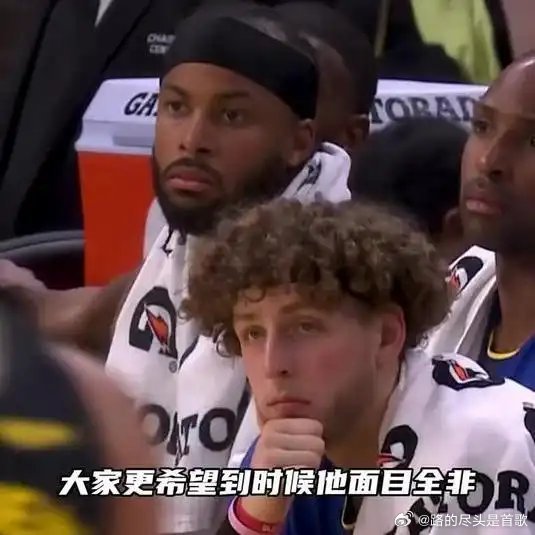 《最后时刻替补席全员面色凝重》播放量：5873点赞量：96网页链接