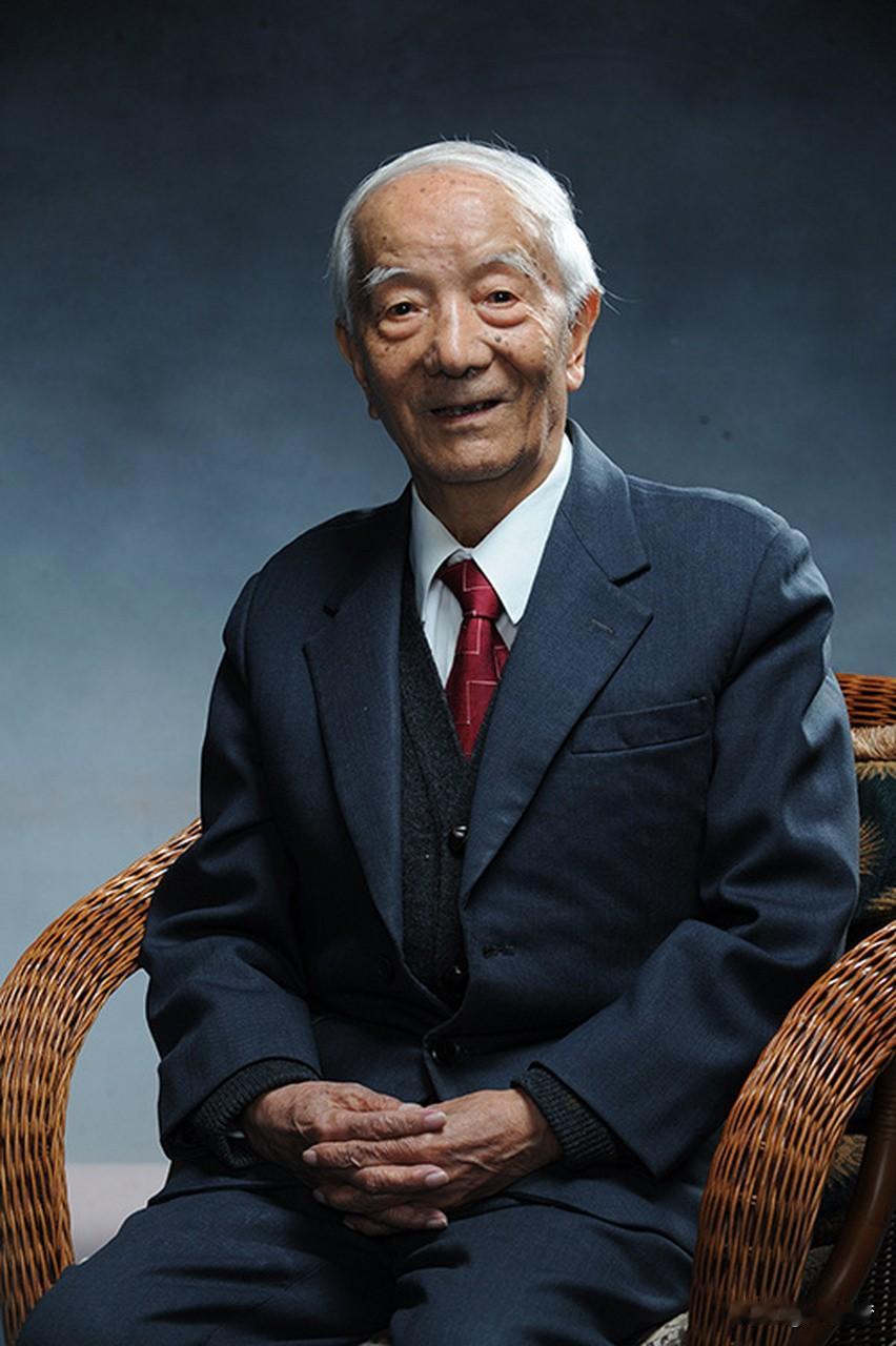 痛别！“两弹一星”元勋王希季老先生因病逝世，享年105岁。
 
说实话，这几天心
