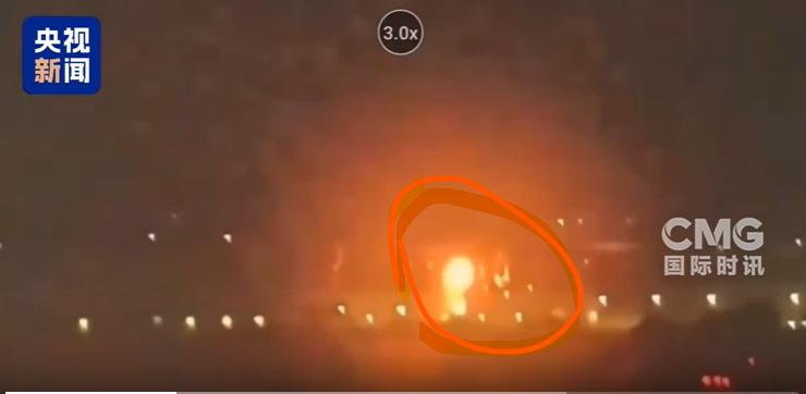 惊魂一刻 ，美一空客客机从巴西起飞后发动机爆炸。

当地时间3月29日晚，达美航