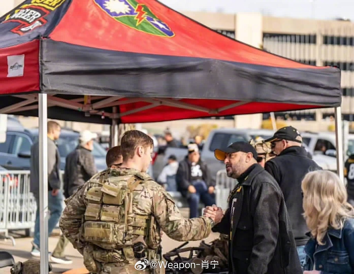 #兵器影像[超话]# 美国第75游骑兵团疑似使用中国造小钢蝎战术包具 ​​​