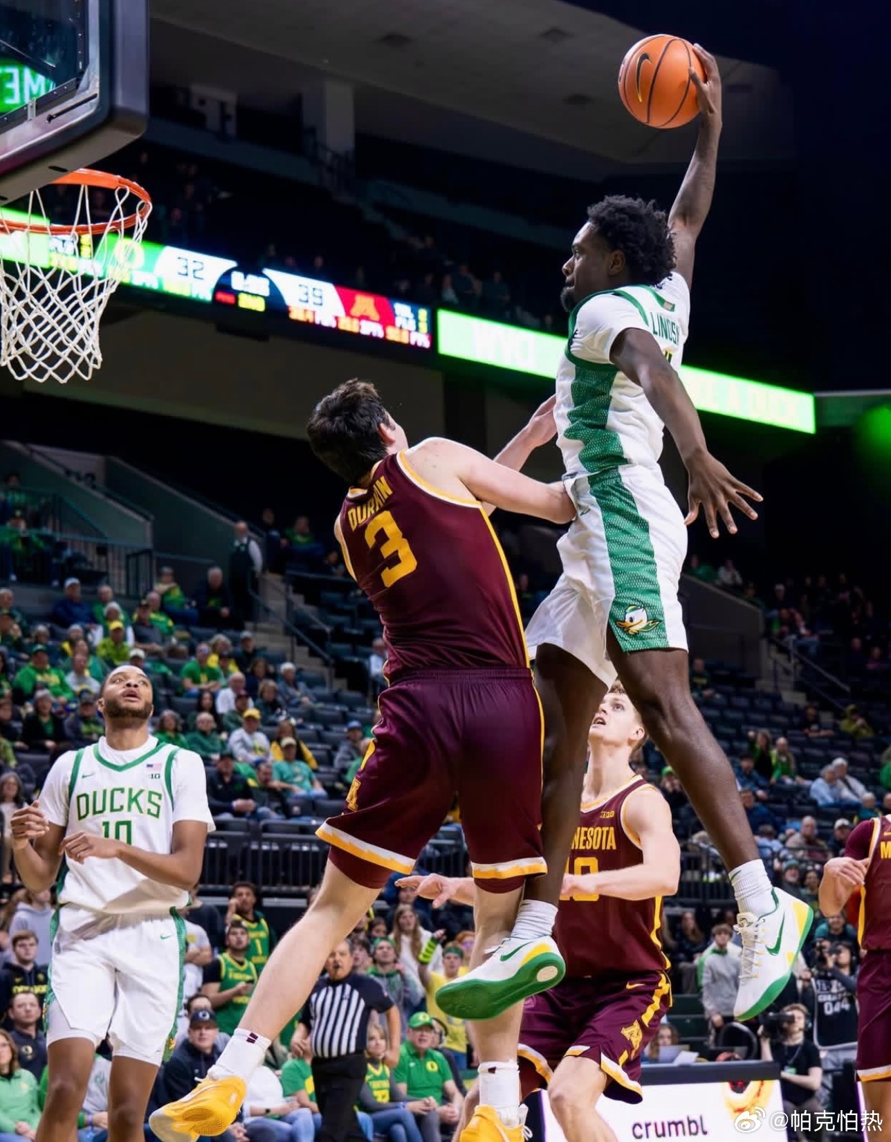 NCAA 俄勒冈大四前锋Dezdrick Lindsay进入 ncaa转学市场 