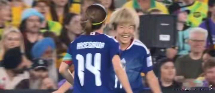 女足亚洲杯日本女足1：0战胜澳大利亚女足获得冠军，在上半场第17分钟，日本女足滨