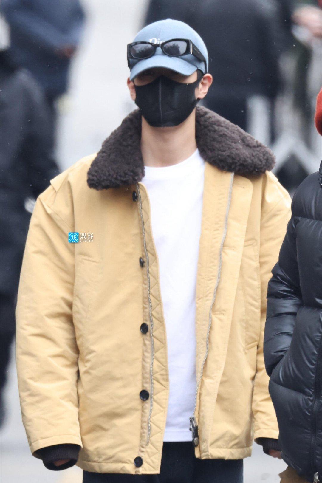 李昀锐的回旋镖飞了7年 李昀锐你走的每一步都作数！  春晚的舞台你值得未来路还长