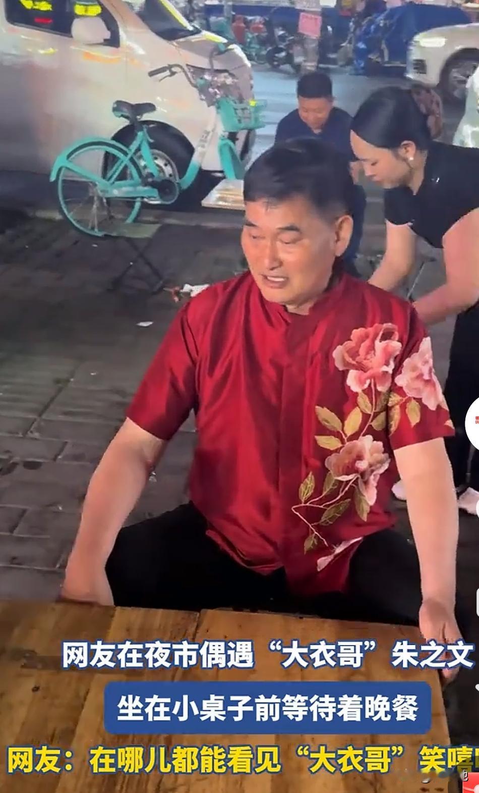 互联网新闻信息的采集来自各方人士，原有的记者很大程度失去了独家优势。最为主要的还