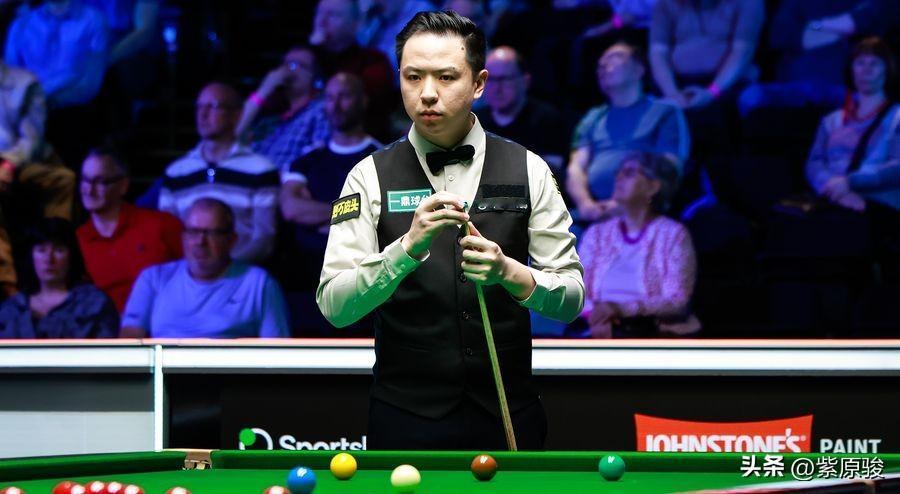 世界公开赛上午时段比赛最新战报，肖国栋5-2胜勒克莱尔，刘文炜2-5负佩奇，吕昊