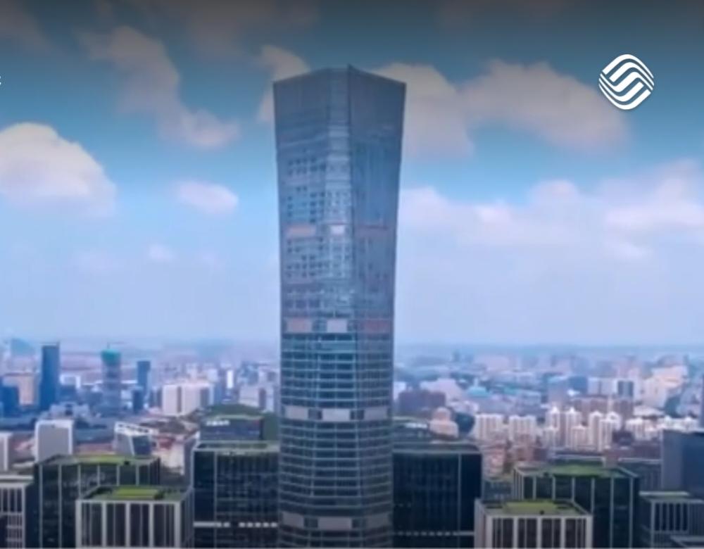 奋进新程 科创筑梦
 
城市高楼林立，发展脉络清晰；火箭刺破苍穹，逐梦九天不止。