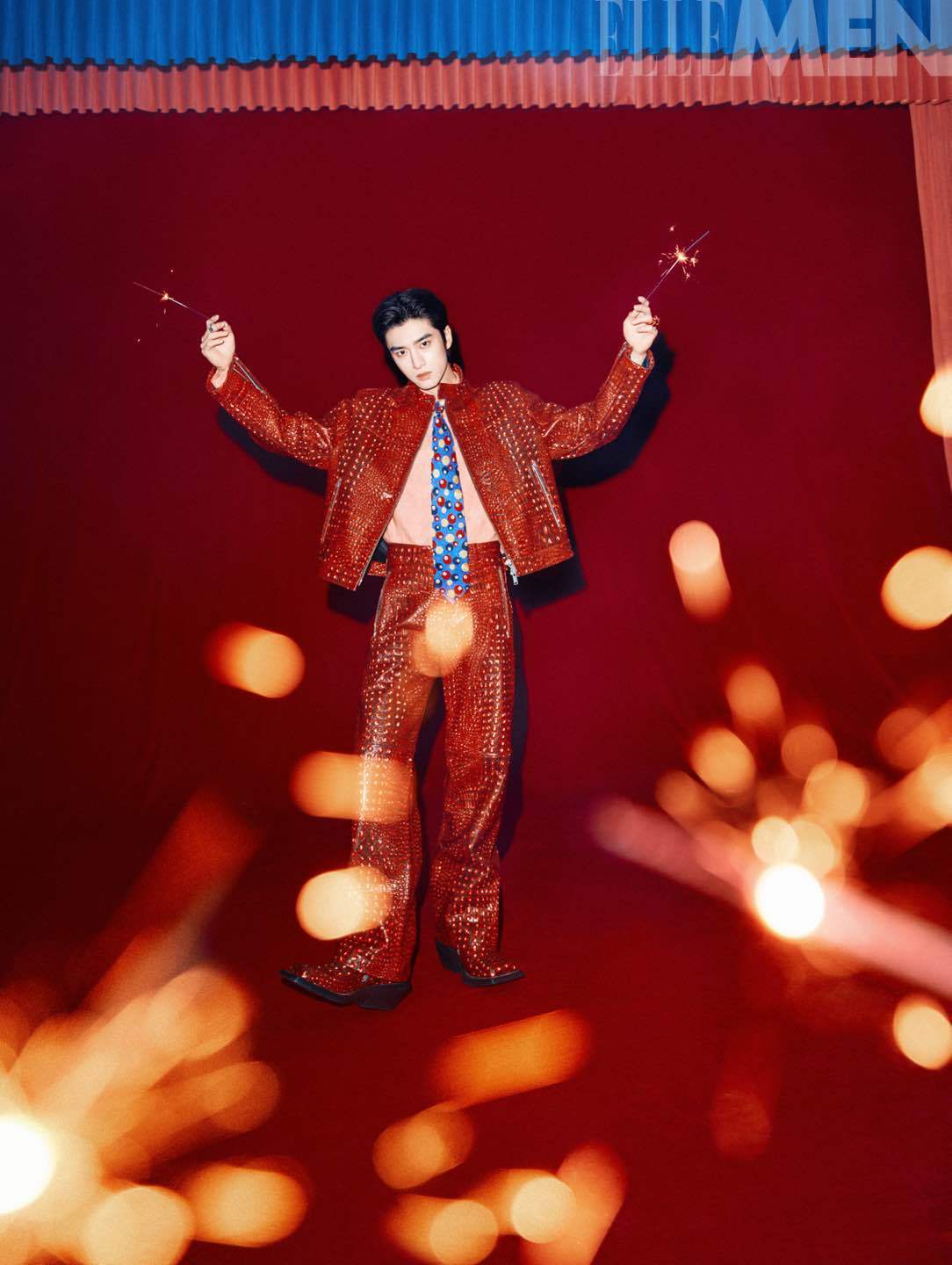 演员张康乐登上《睿士ELLEMEN》2026年2月刊封面，继时装男士之后解锁第二