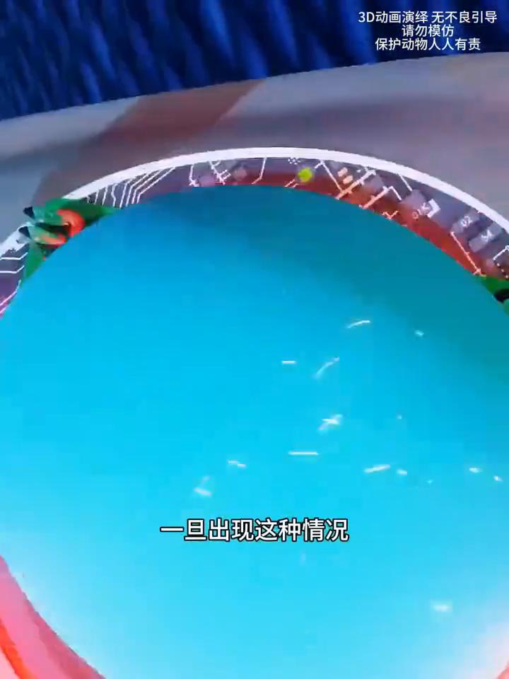 他带着Airpods睡着了，半夜其中一个耳机突然爆炸。要知道每个Airpods内