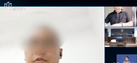 女孩没多想，以为是巧合。

在大城市合租的年轻人怕是最有体会，为了省点房租，什么