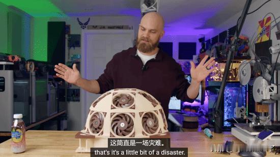 国外一位硬件爱好者在PCDIY圈引发热议。他用15个Noctua风扇组装出了一个