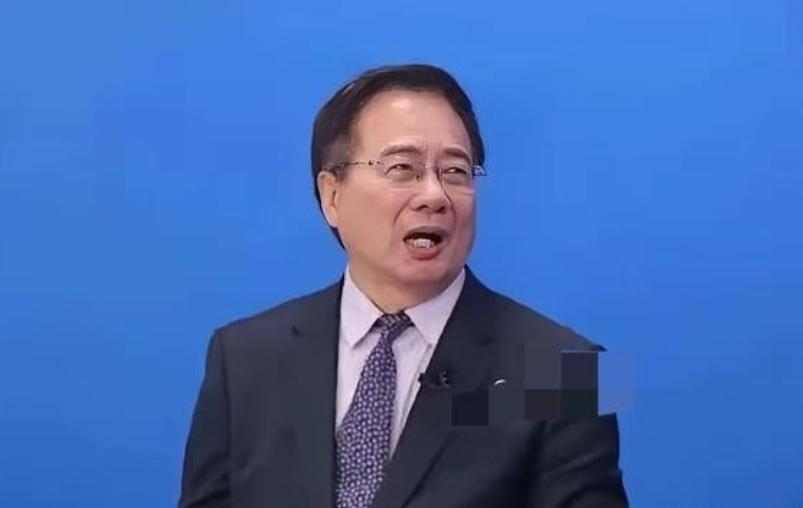 国民党前副秘书长蔡正元近日在节目中抛出自己观点：一、很少台湾人相信大陆会统一台湾