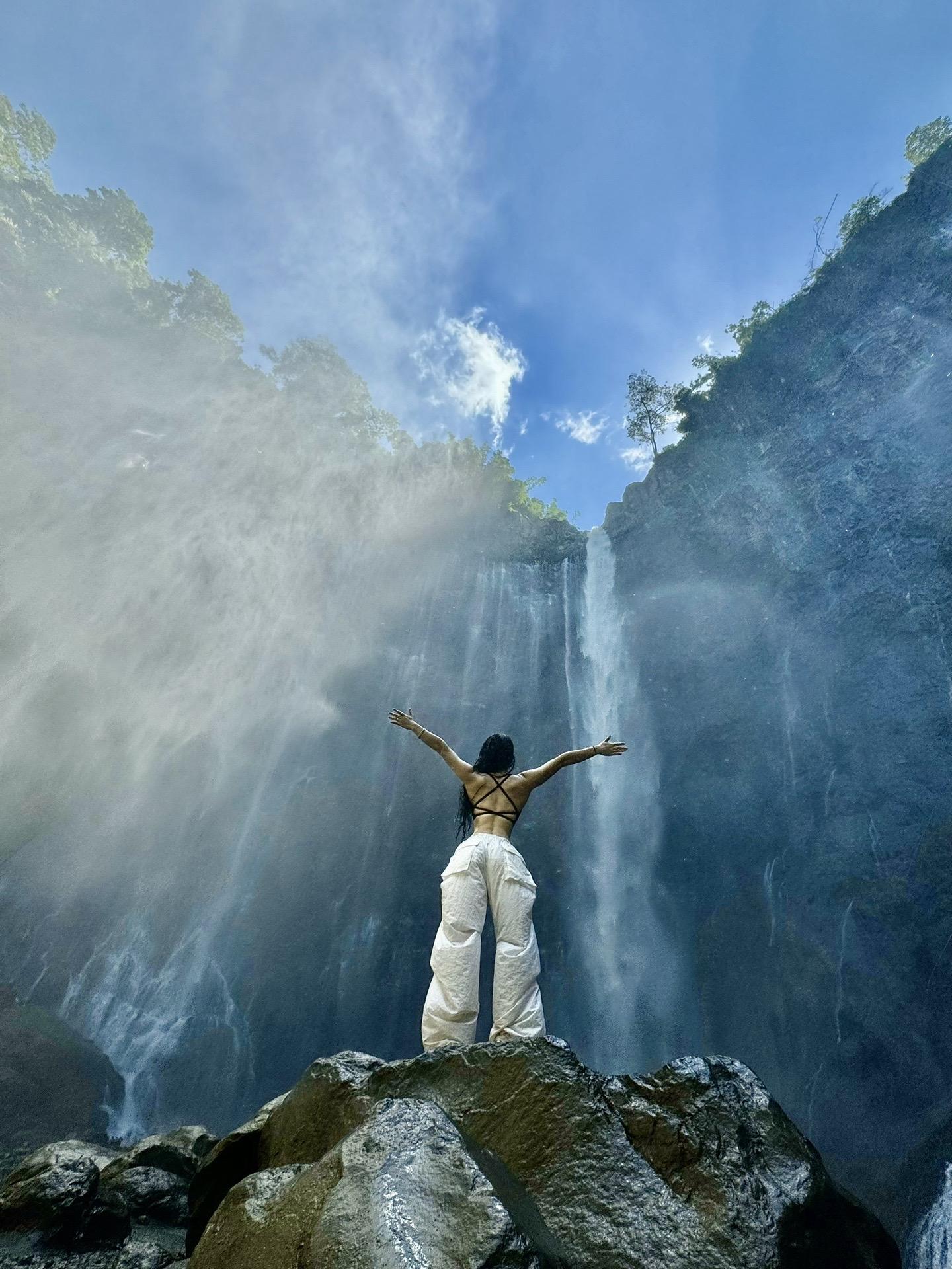 我会一直自由 直到有人让我发现陪伴胜过独活