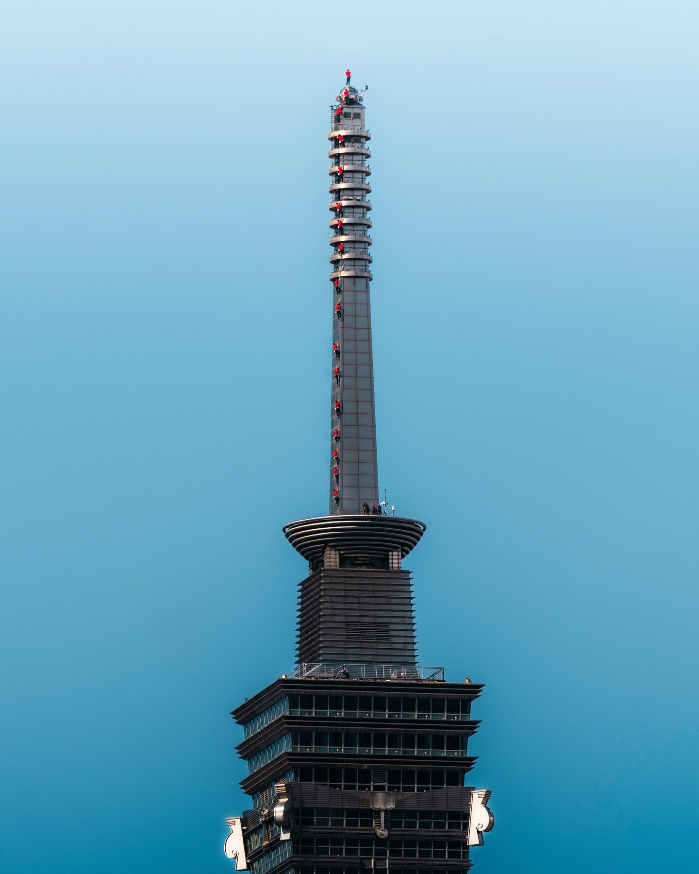 Alex Honnold 在台北 101 .  📷 