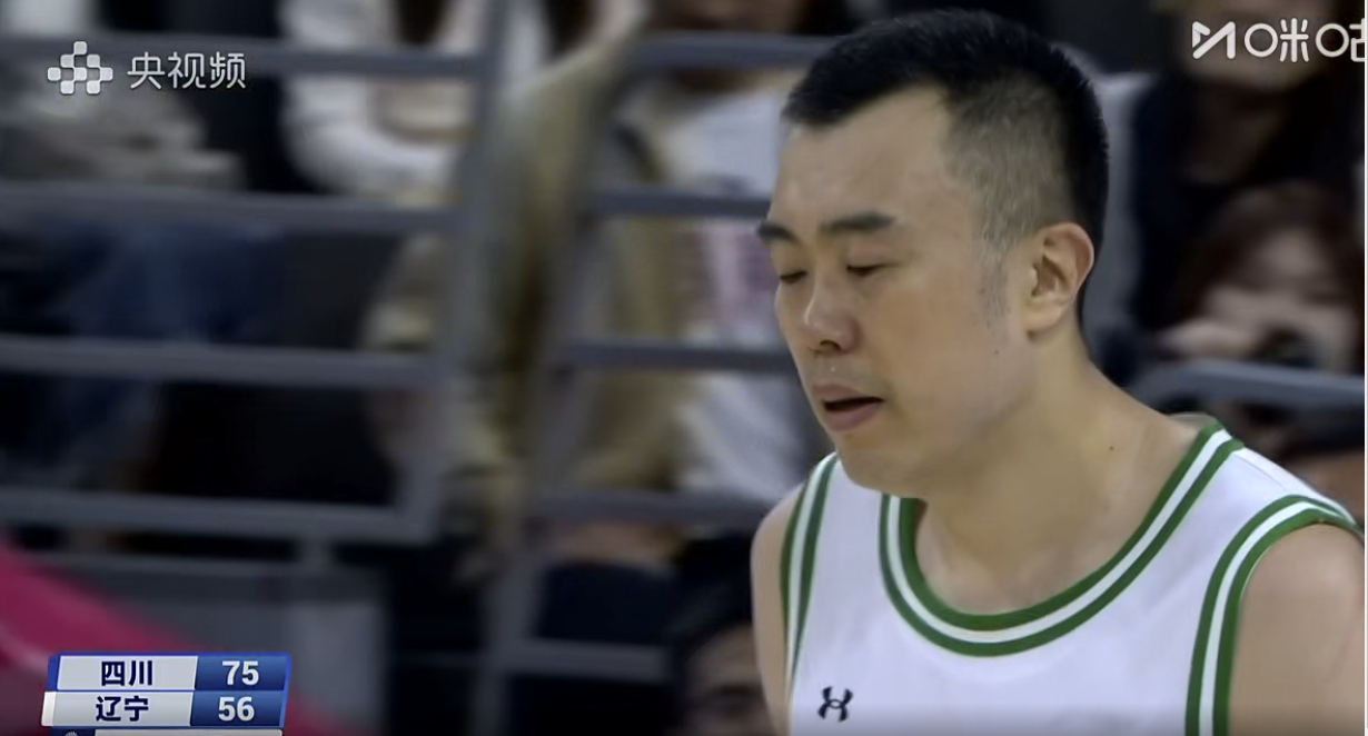 还有六分钟，就是告别了。 